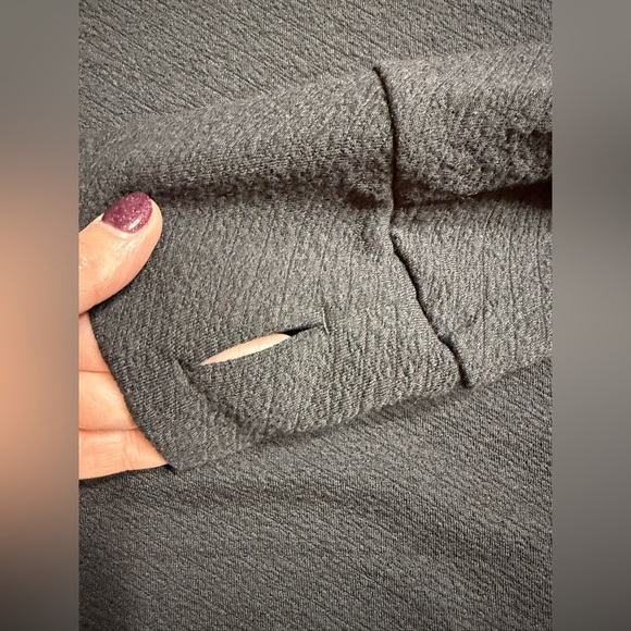 Avia Black Long Sleeve Top - Picture 6 of 6